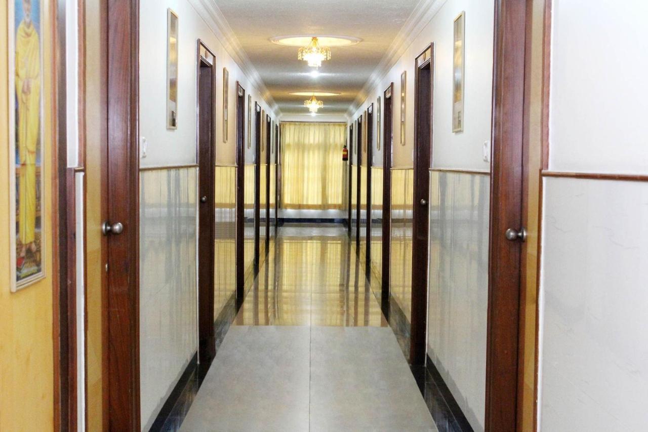 Oyo Hotel Ganga Sagar Near Sri Someshwara Swami Temple Bangalore Buitenkant foto
